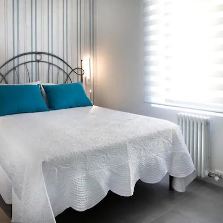 Villa St. Rafael Vilanova i la Geltru Bagian luar foto