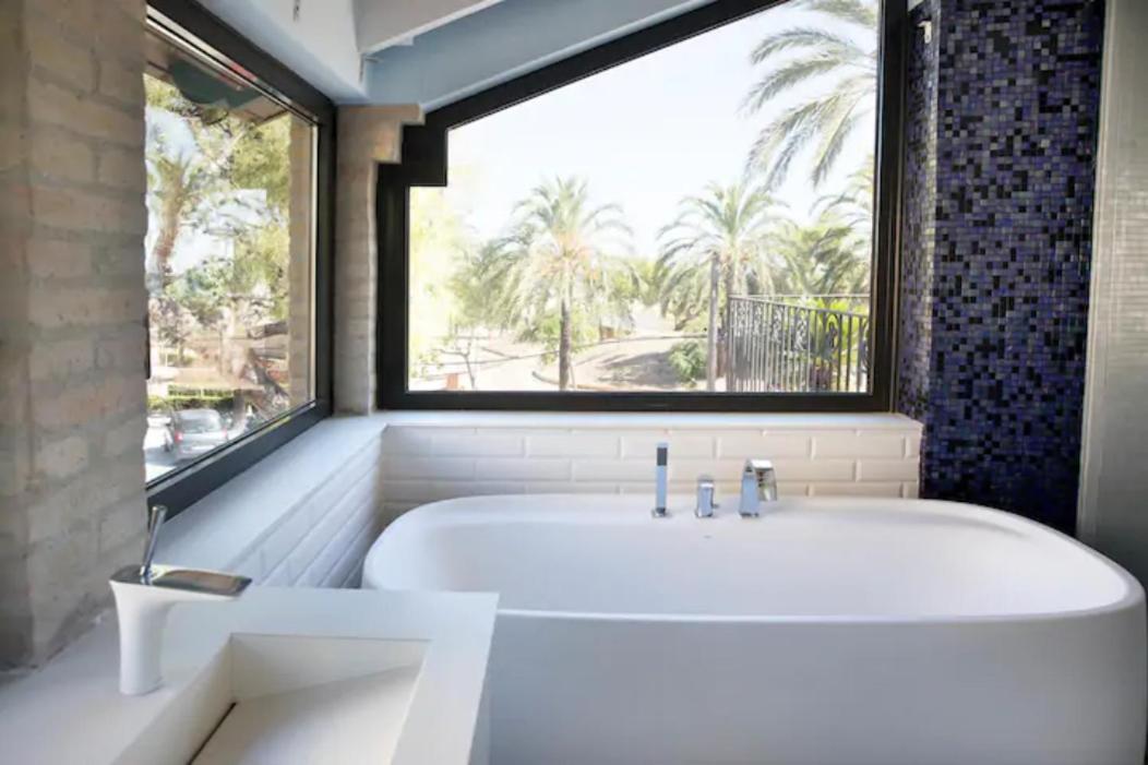 Villa St. Rafael Vilanova i la Geltru Bagian luar foto