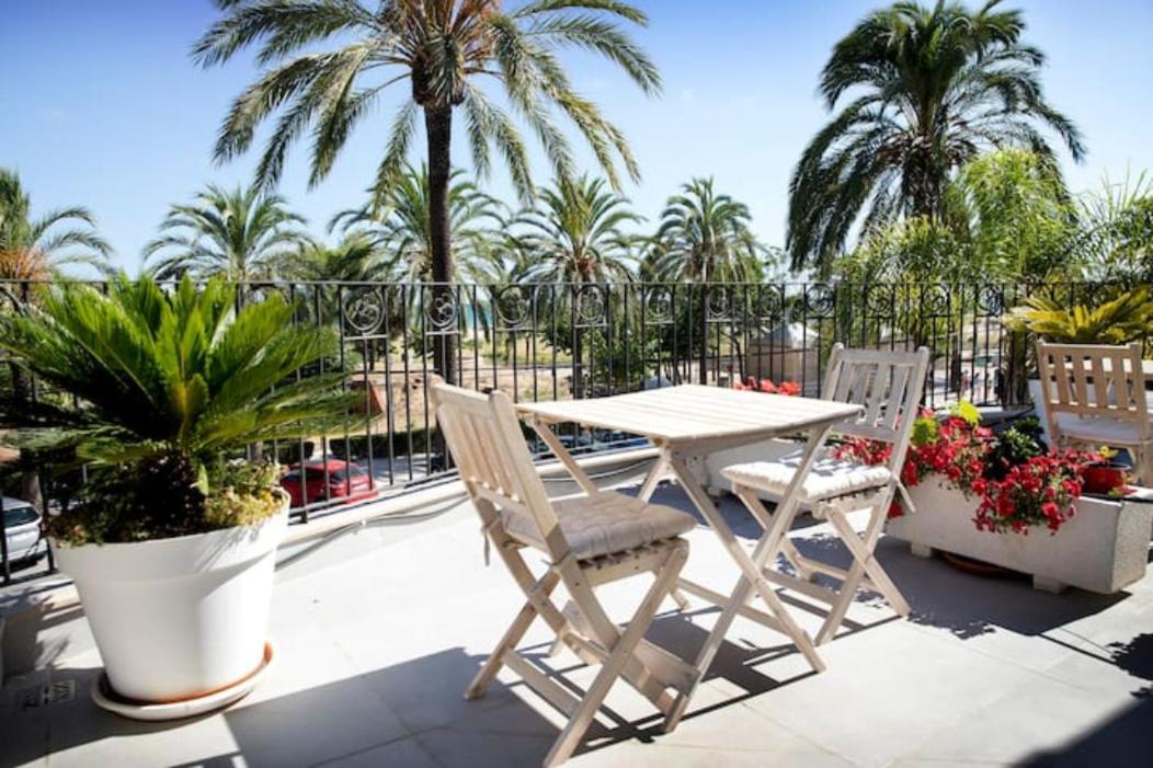 Villa St. Rafael Vilanova i la Geltru Bagian luar foto